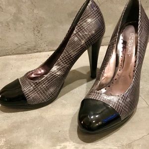 Shoes in excellent condition